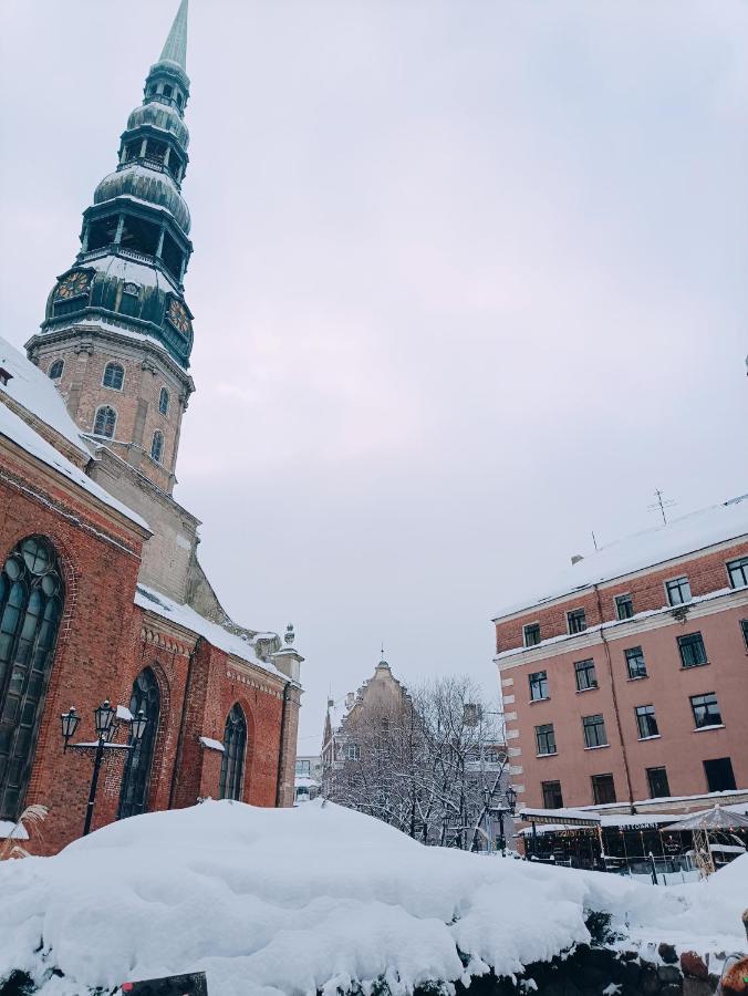 Old Town Retreat With Stunning Views 2 Bedroom Apartment Nearby The Church Of Saint Peter Riga Extérieur photo